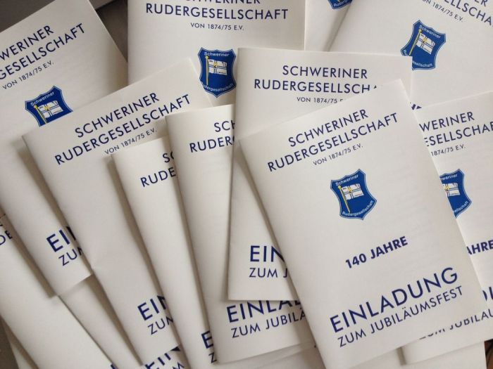 Stapel Jubiläumseinladungeen